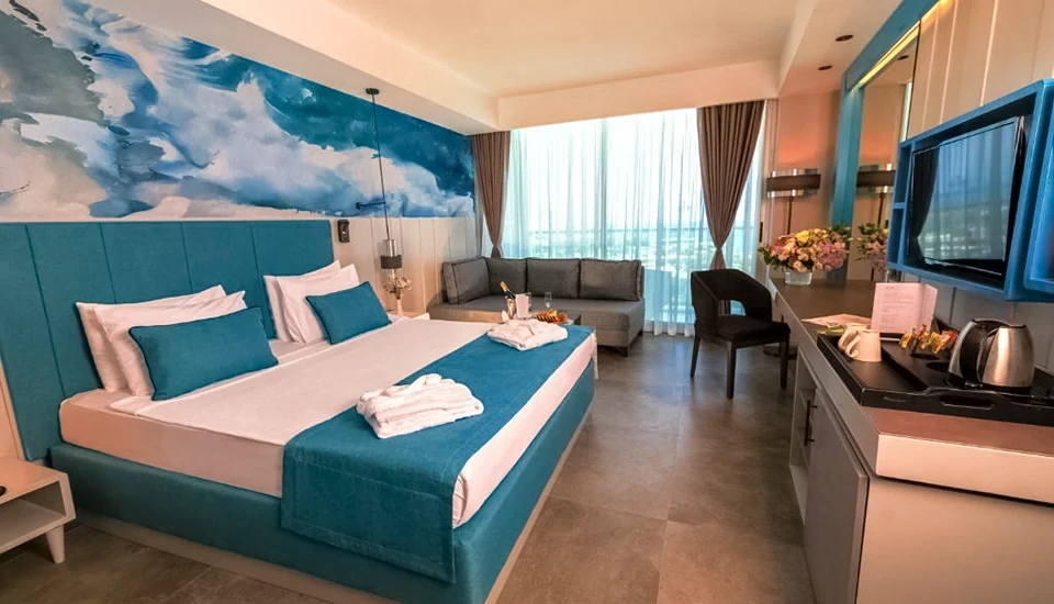 هتل کریستال سنترو ریزورت آنتالیا